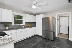 1709 D Avenue photo 4