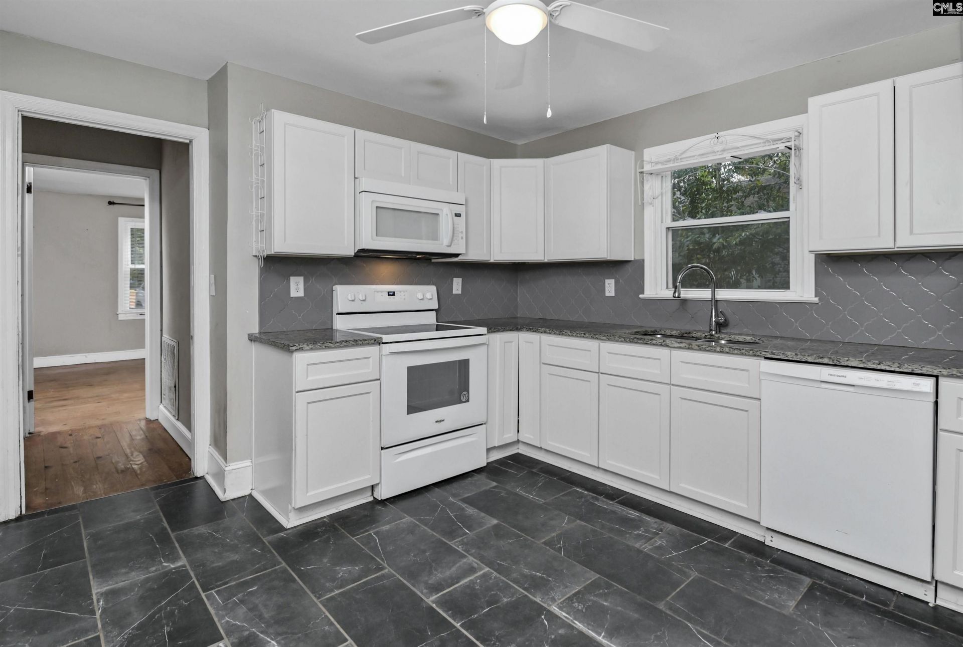 1709 D Avenue Photo 7