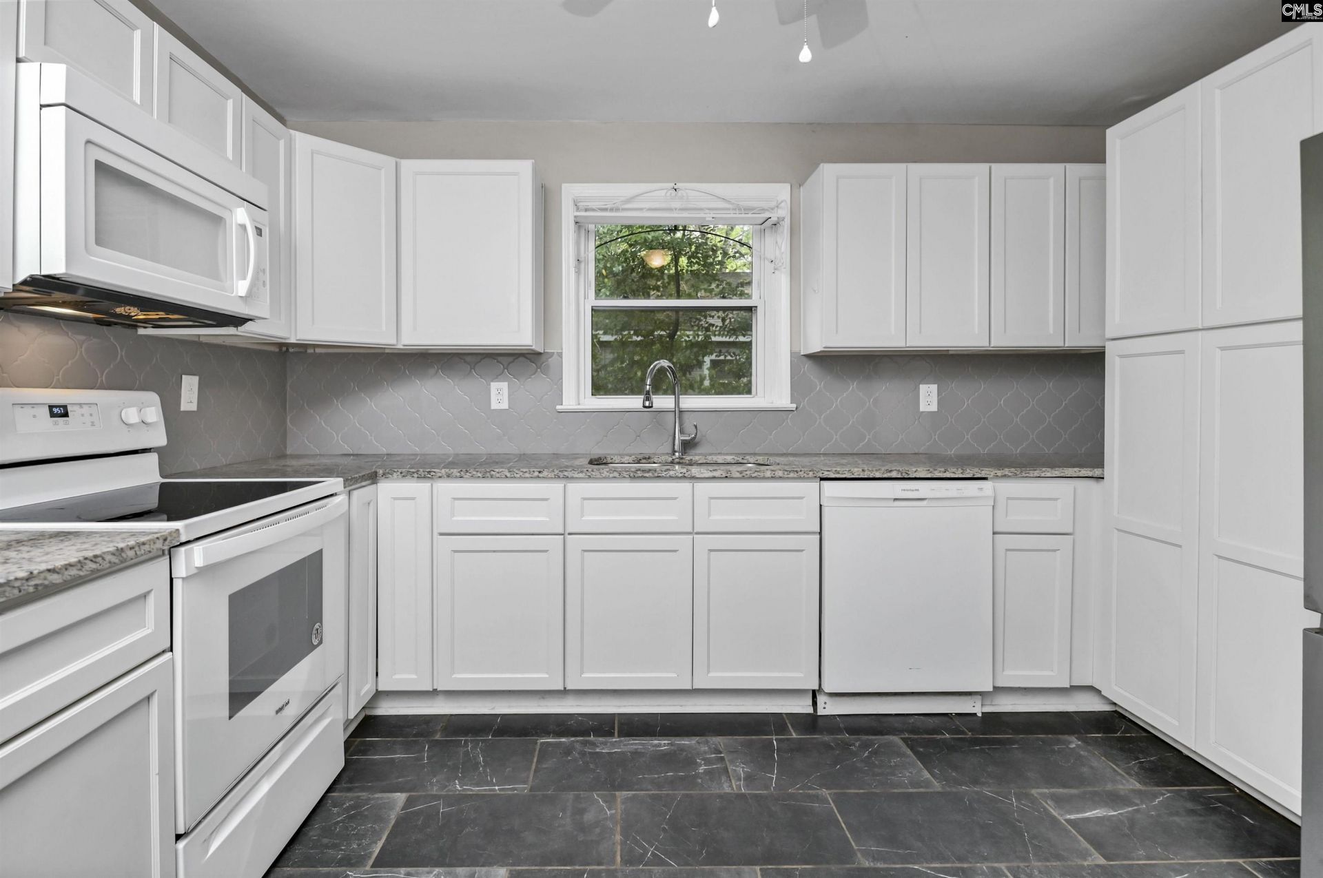 1709 D Avenue Photo 8