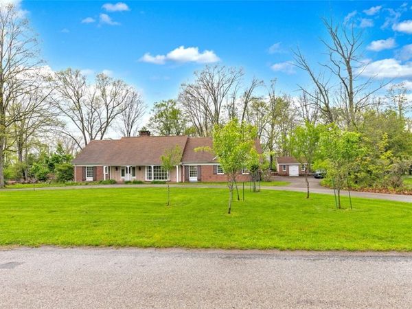 124 Hermitage Cir, Ligonier, PA 15658