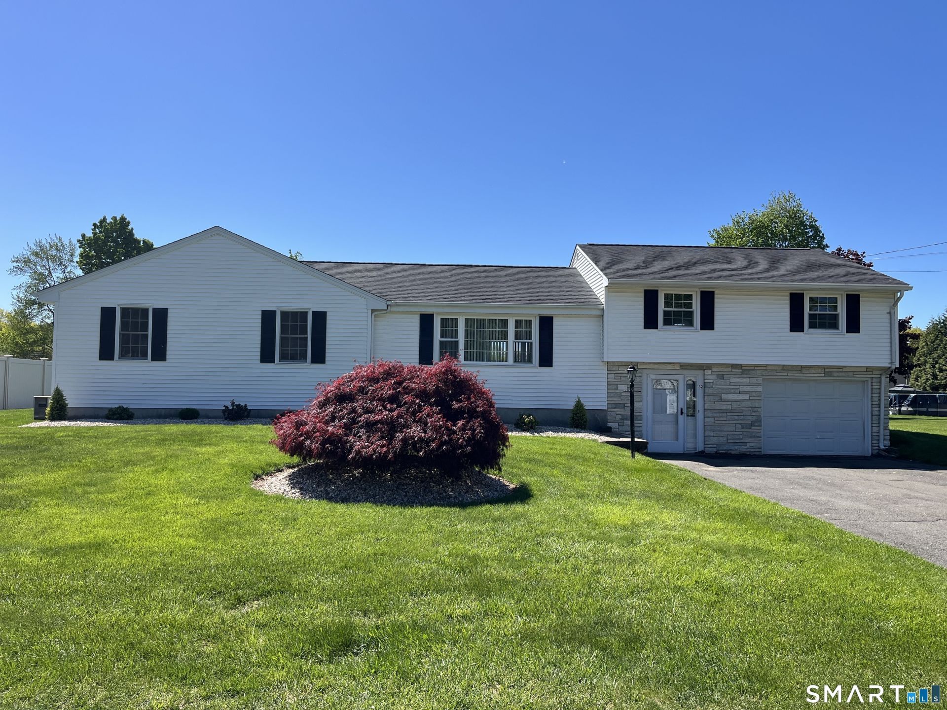 32 Cloverdale, Southington, CT 06489 Main Photo