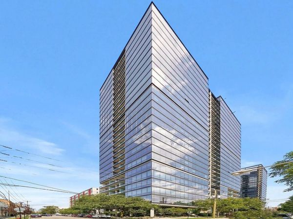 860 W Blackhawk Street , Unit 2804, Chicago, IL 60642