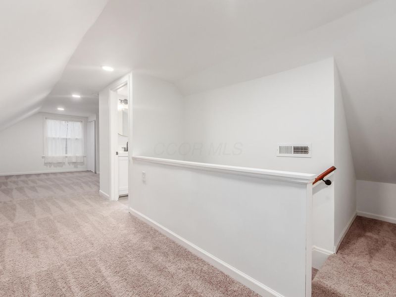 2488 Mcguffey Road, Columbus, OH 43211 Photo 19