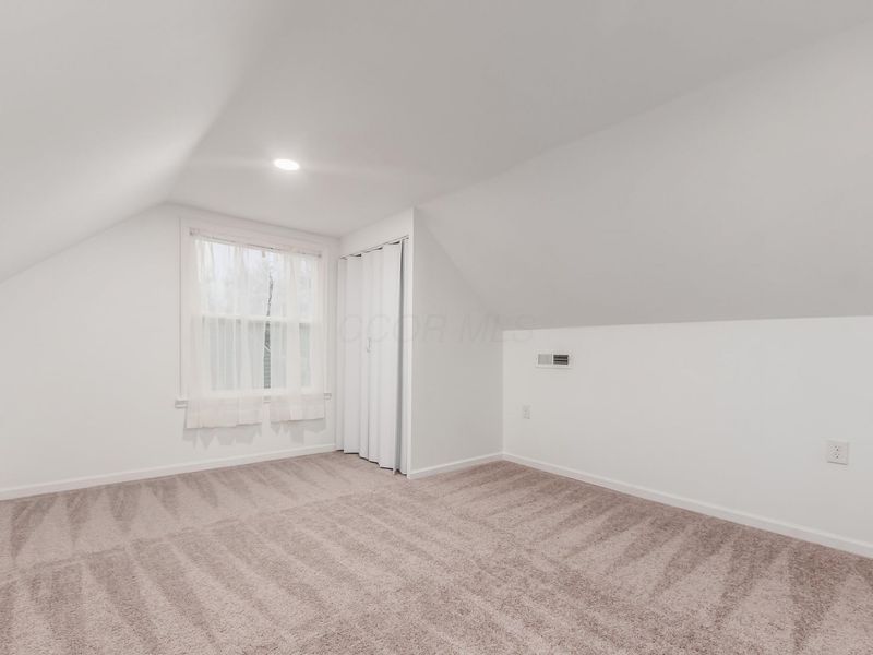 2488 Mcguffey Road, Columbus, OH 43211 Photo 21