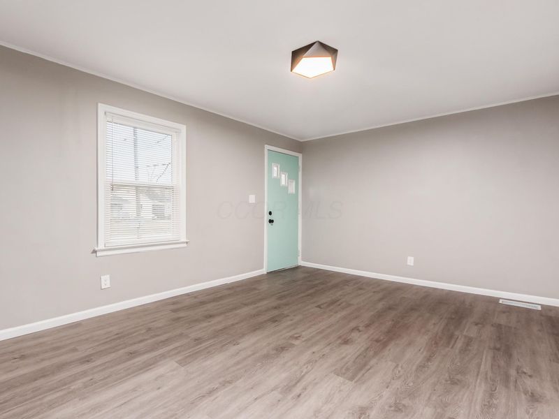 2488 Mcguffey Road, Columbus, OH 43211 Photo 5
