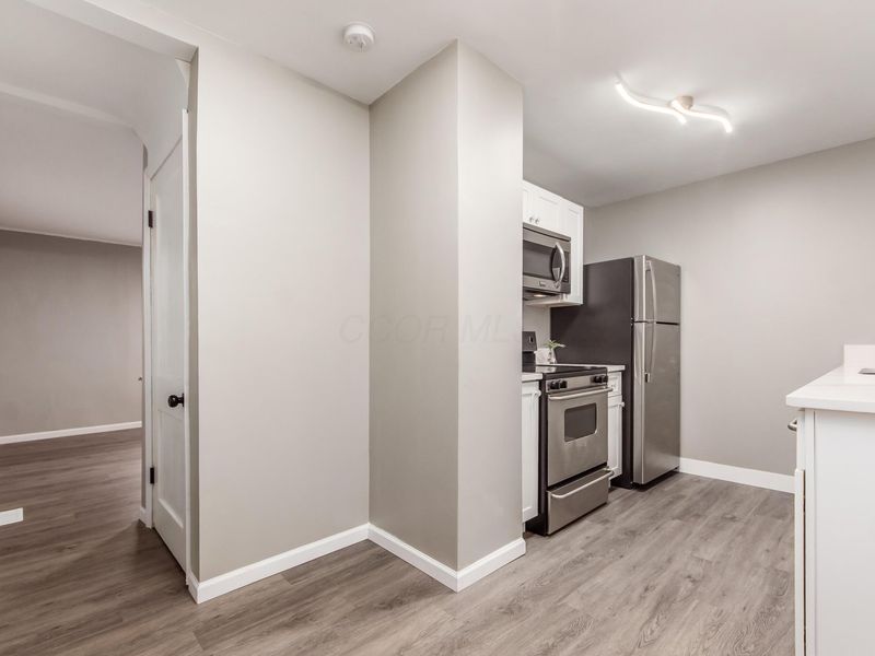 2488 Mcguffey Road, Columbus, OH 43211 Photo 7