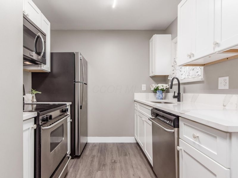 2488 Mcguffey Road, Columbus, OH 43211 Photo 9