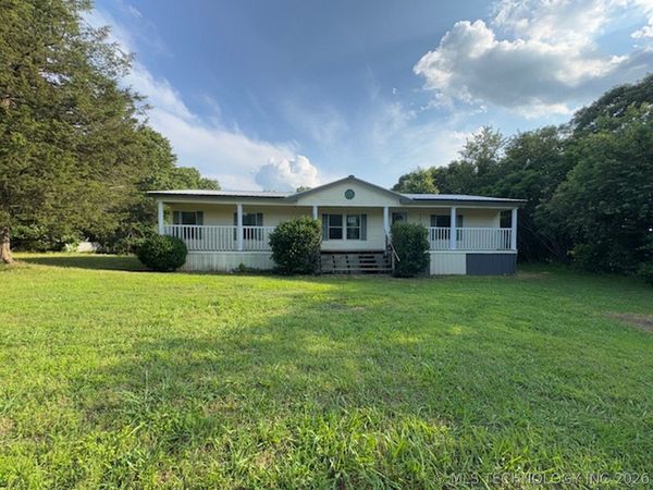 471778 E 779 Road , Stilwell, OK 74960