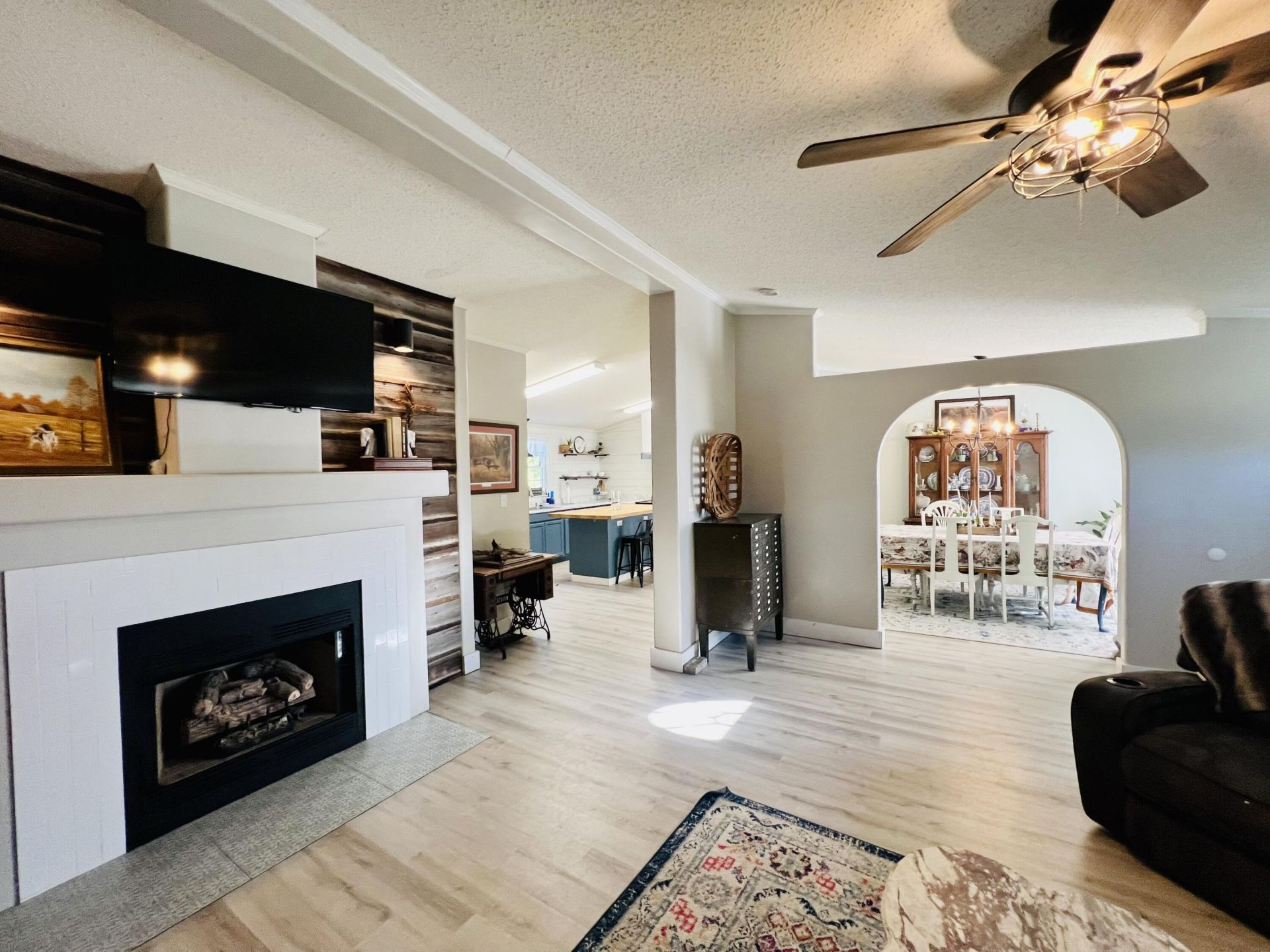 586 Scuffletown Road Photo 11
