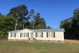586 Scuffletown Road photo 4