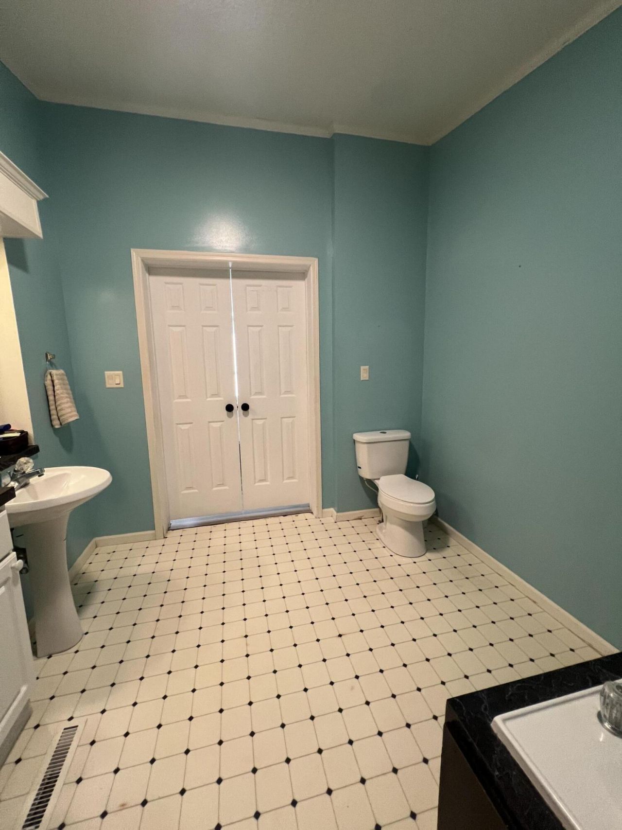 586 Scuffletown Road Photo 32