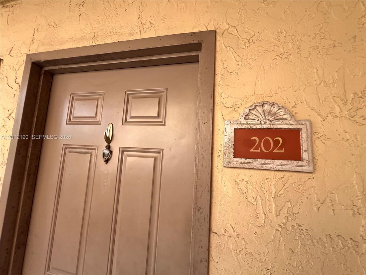 8373 Lake Dr , Unit 202, Doral, FL 33166 Photo