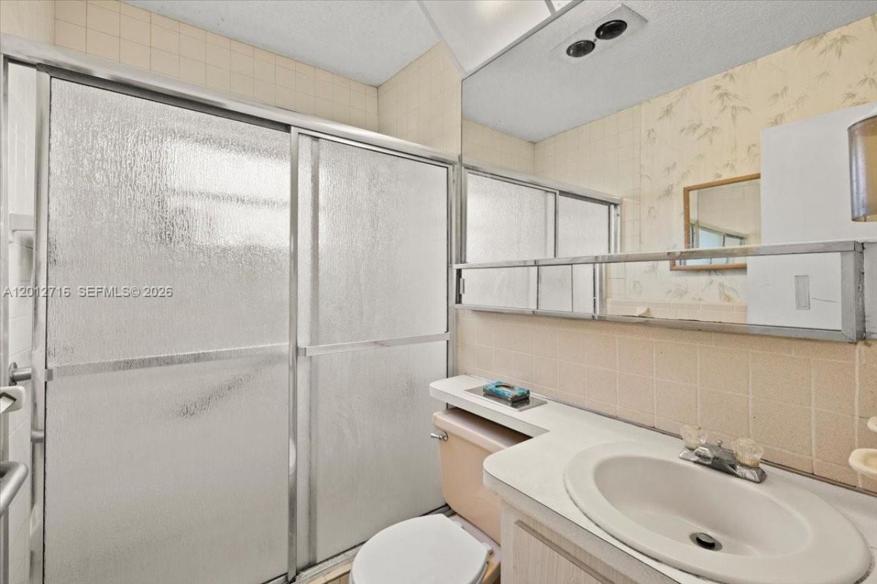 5721 NW 87th Ave, Tamarac, FL 33321 Photo