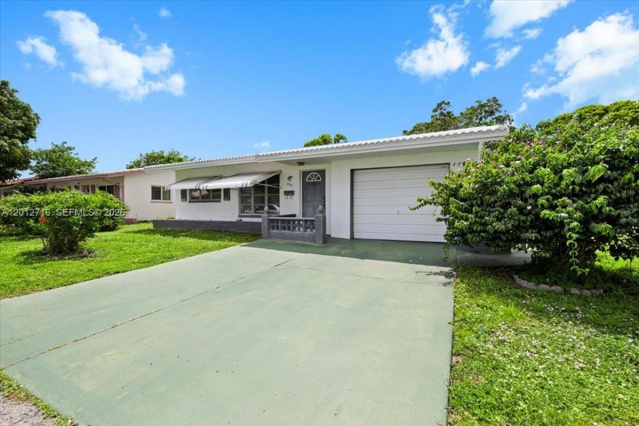 5721 NW 87th Ave, Tamarac, FL 33321 Photo