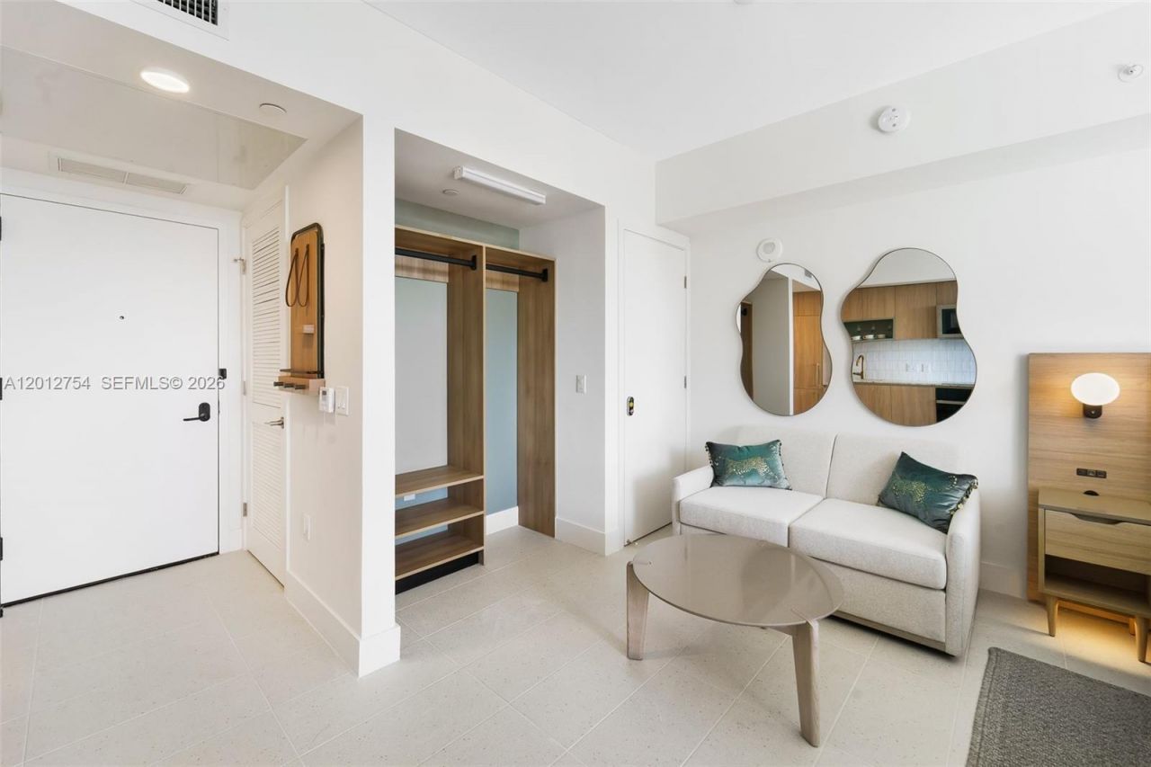 601 NE 1st Ave , Unit 3210, Miami, FL 33132 Photo