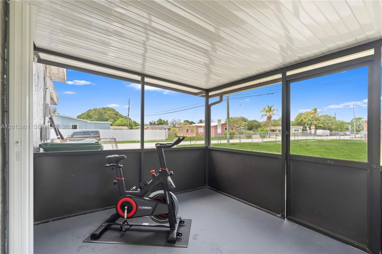 1315 NW 192nd St, Miami Gardens, FL 33169 Photo