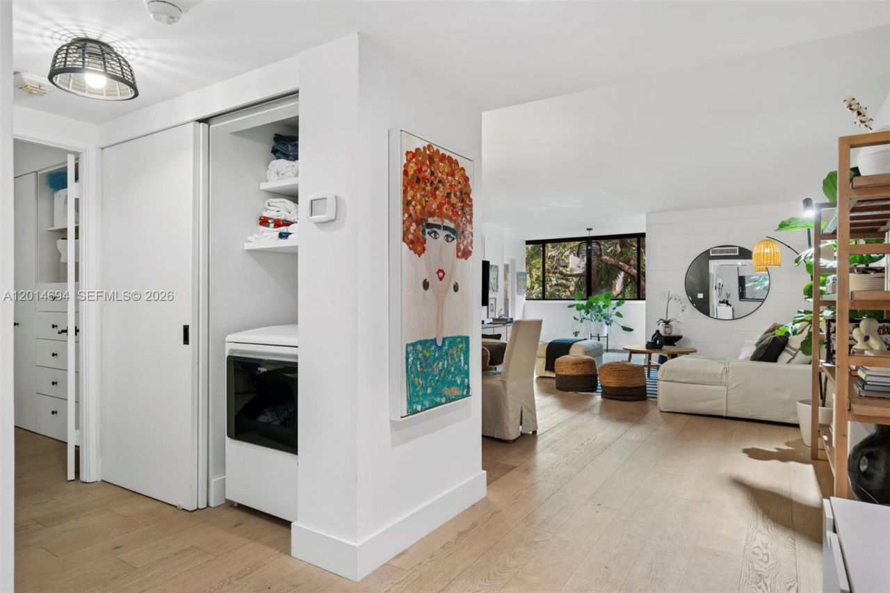 141 Crandon Blvd , Unit 237, Key Biscayne, FL 33149 Photo