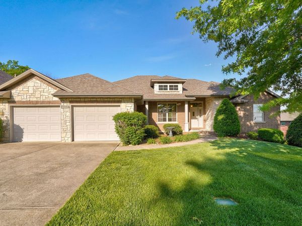 6162 S Hunters Trail , Springfield, MO 65810