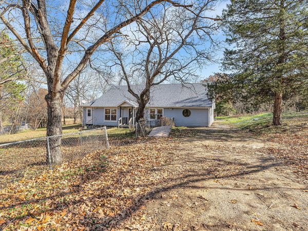 5040 Highway 5 , Hartville, MO 65667