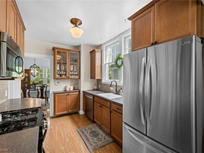2874 Clarkson Road, Cleveland Heights, OH 44118 Photo 13