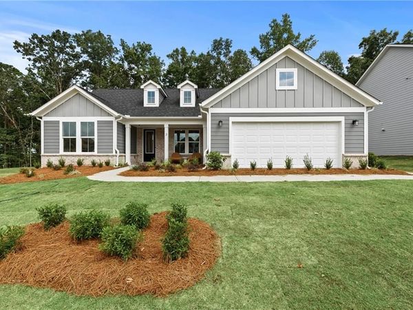 905 Hillwood Circle, Villa Rica, GA 30180