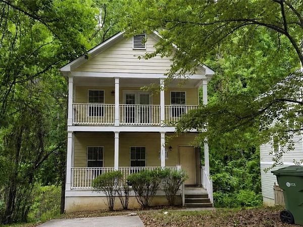 935 Hall Street NW, Atlanta, GA 30318