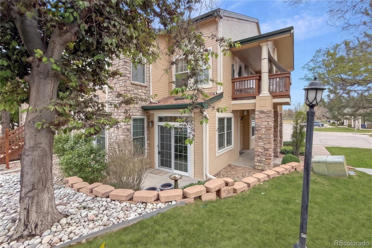 4025 S Dillon Way, Unit 102, Aurora, CO 80014 Main Photo