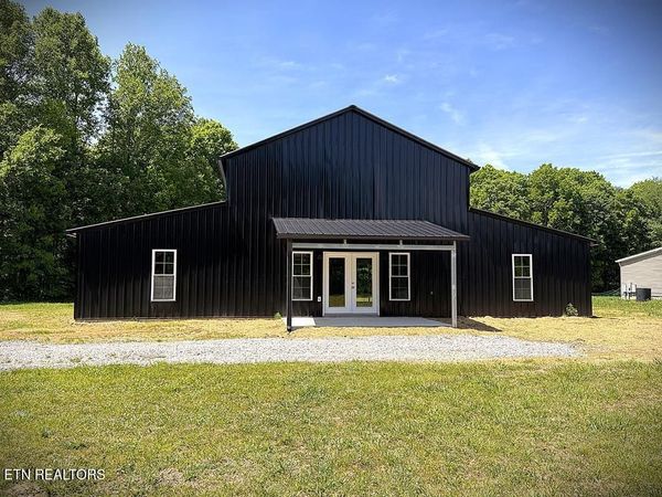 246 Ralph Spivey Lane, Gainesboro, TN 38562