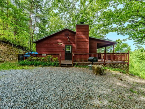3476 Bear Mountain Lane, Sevierville, TN 37876