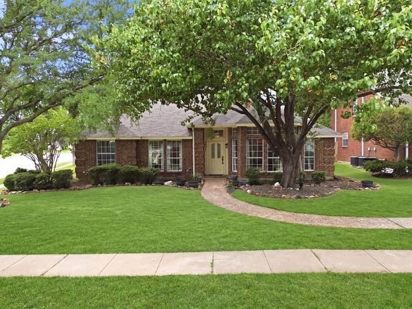 2801 Buena Vista Court, Carrollton, TX 75007