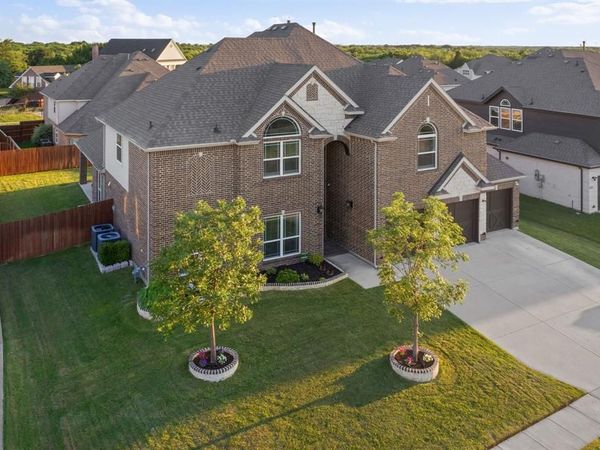 4610 Great Plains Way , Mansfield, TX 76063