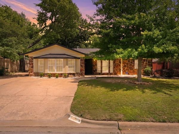 1108 Billie Ruth Lane, Hurst, TX 76053