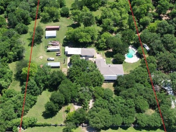 5313 Hidden Oaks Lane, Arlington, TX 76017