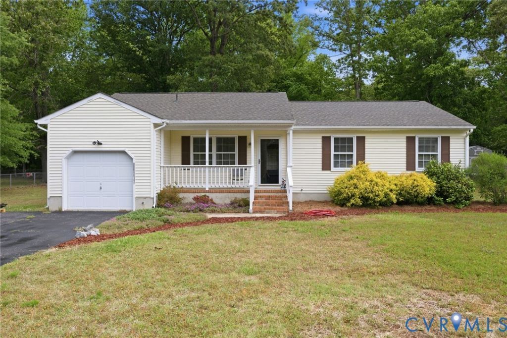 5991 Scott Rd, Gloucester, VA 23061 Main Photo