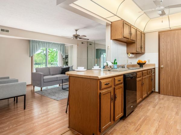4119 Karl Road , Unit 207, Columbus, OH 43224