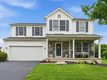 321 Amber Light Circle, Delaware, OH 43015
