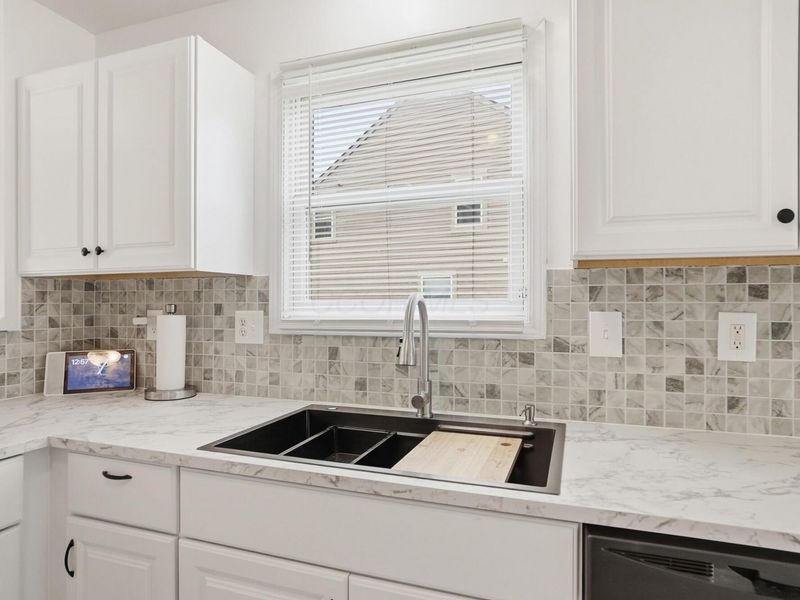 321 Amber Light Circle , Delaware, OH 43015 Photo 12