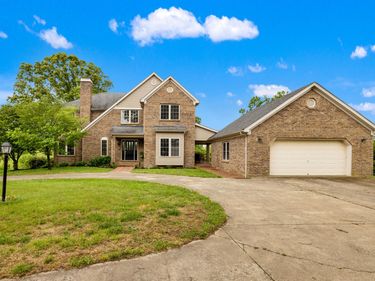 5108 Fords Mill Road, Versailles, KY 40383