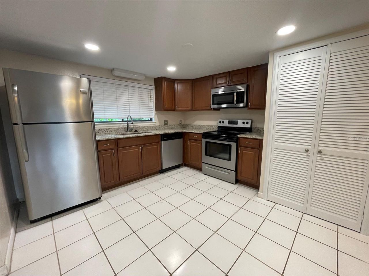 710 Raymond Circle , Altamonte Springs, FL 32714 Photo