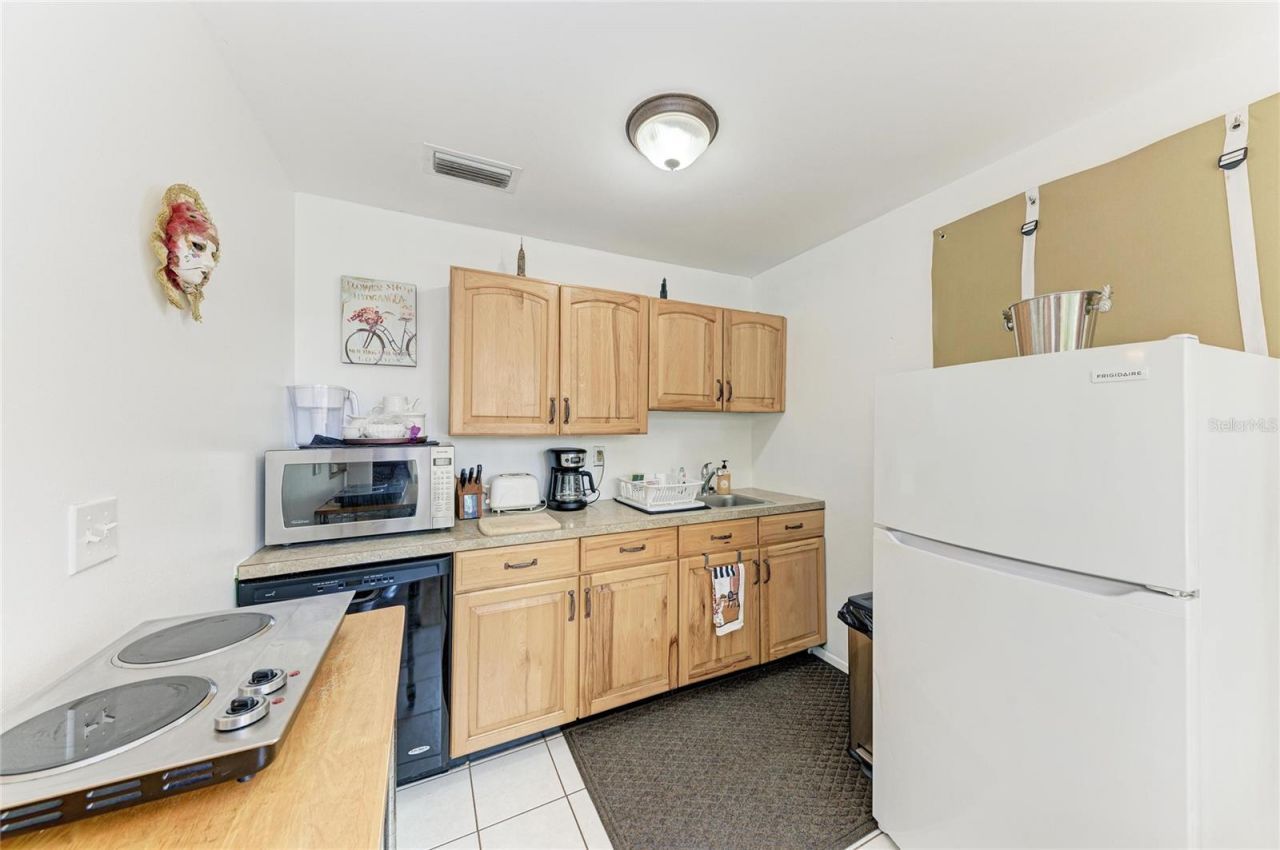 2458 Waldemere Street, Sarasota, FL 34239 Photo