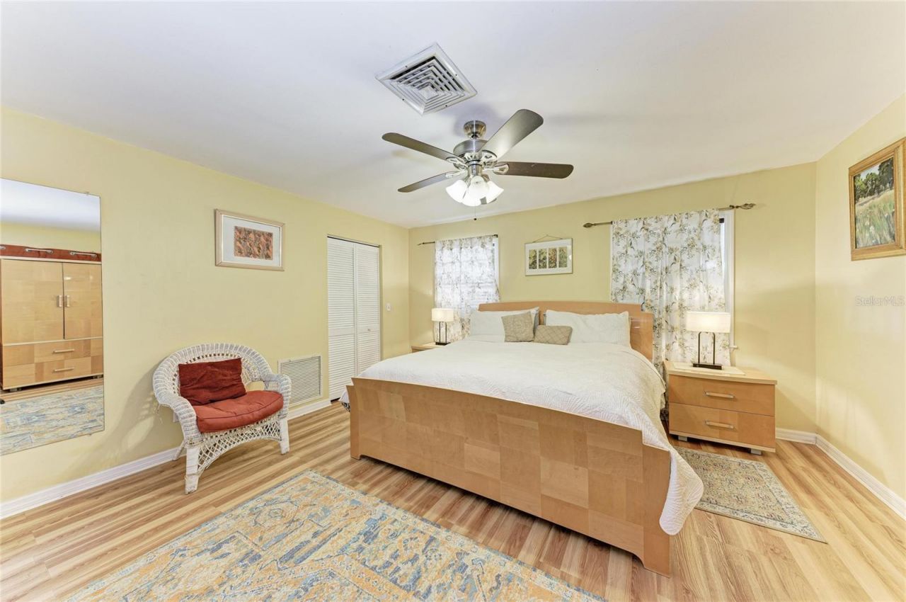 2458 Waldemere Street, Sarasota, FL 34239 Photo