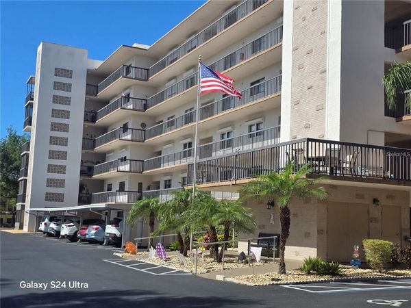 8186 TERRACE GARDEN DRIVE N, Unit 109, ST PETERSBURG, FL 33709