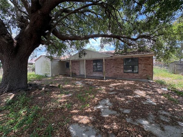 830 N 10TH STREET , EAGLE LAKE, FL 33839