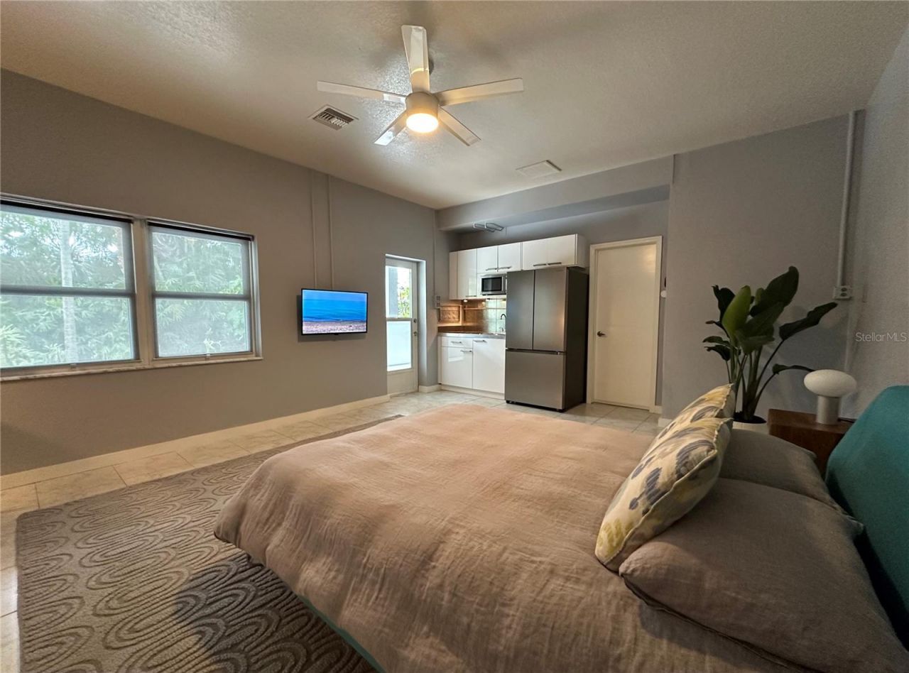 114 13th Street, Belleair Beach, FL 33786 Photo