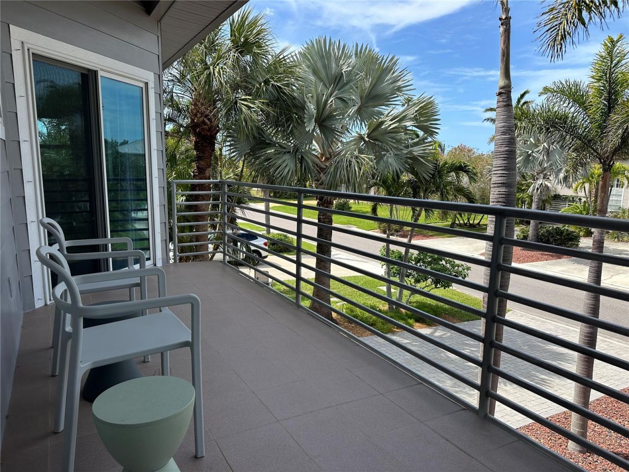 114 13th Street, Belleair Beach, FL 33786 Photo