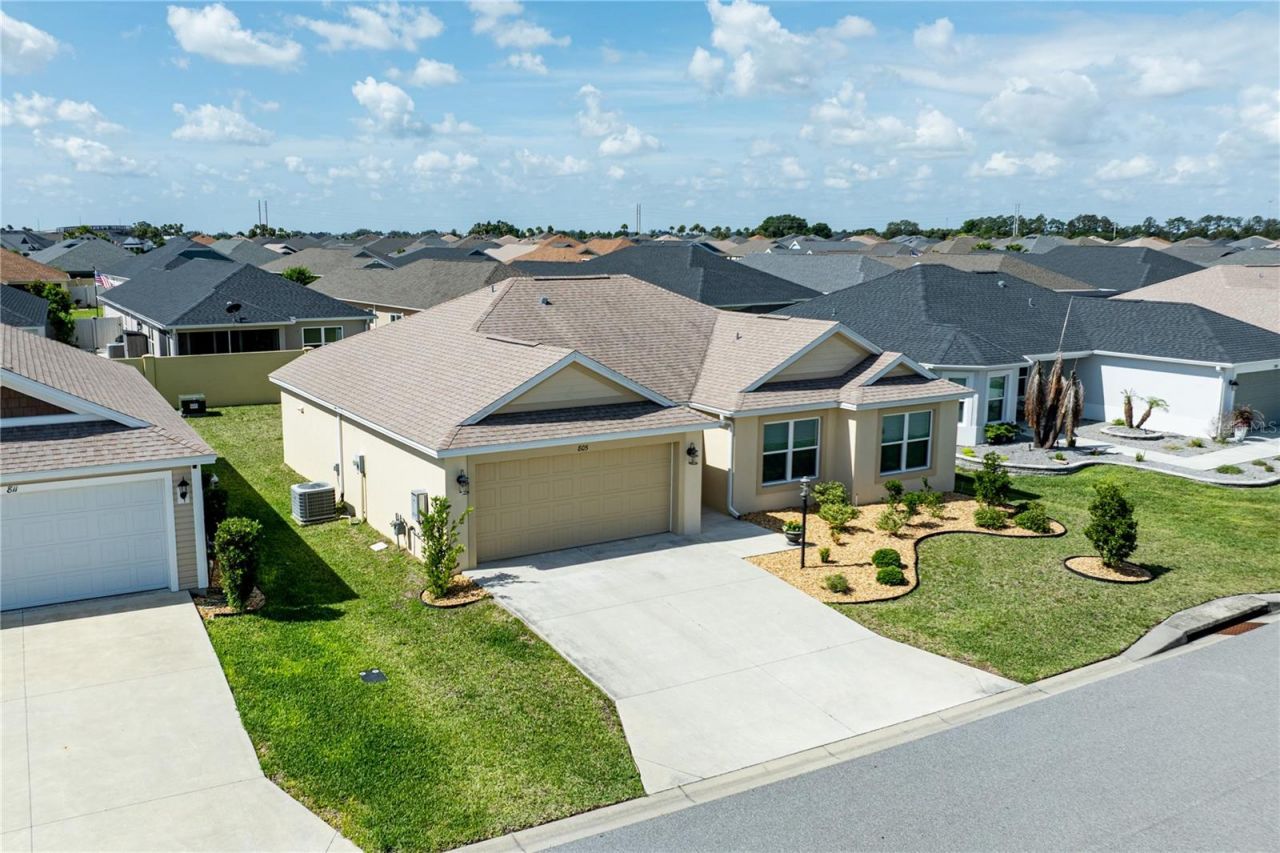805 Hubbard Loop , The Villages, FL 32163 Photo