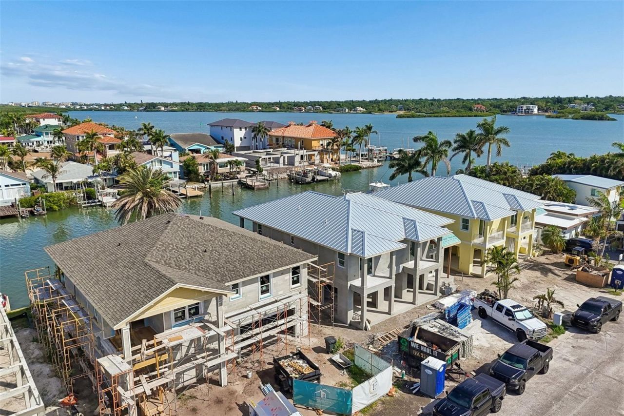 211 176th Terrace Drive E, Redington Shores, FL 33708 Photo