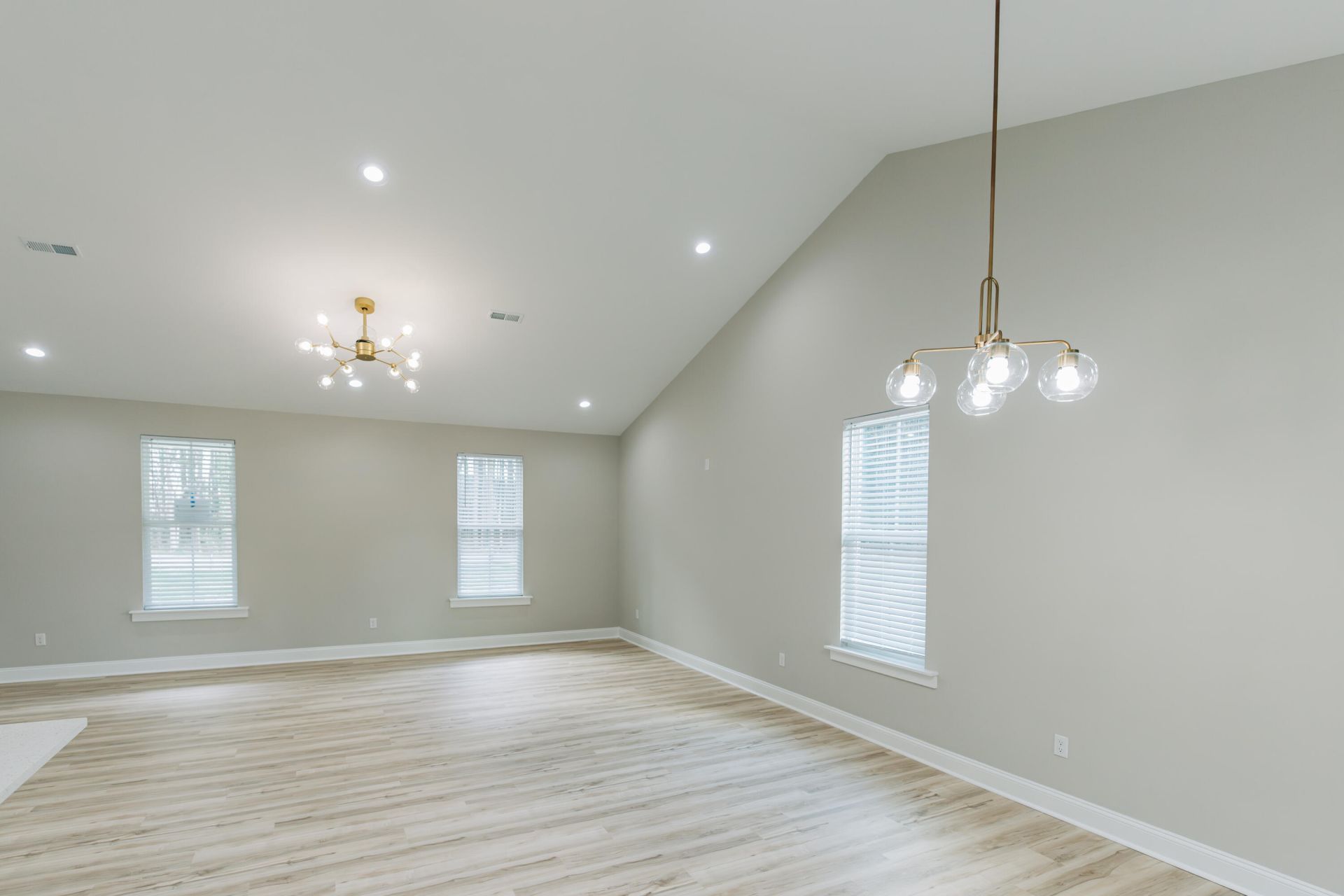 1614 Lindstedt Lane Photo 17