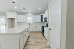 1614 Lindstedt Lane photo 4
