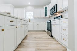 1614 Lindstedt Lane photo 4